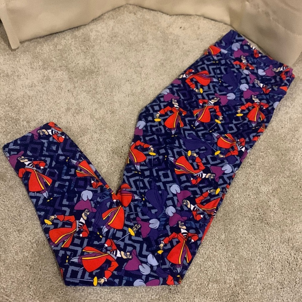 Lularoe x Disney leggings Captain Hook